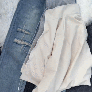 🩶 Y2 Layered: Casual Streetwear Quad Set - Image 4