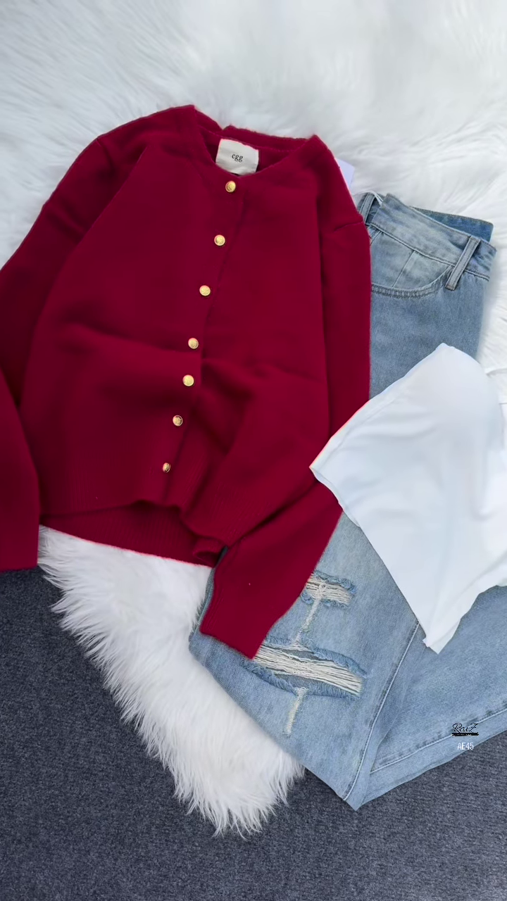 💙 Enfir Pop: Gold-Button Cardigan & Distressed Denim Set - Image 10