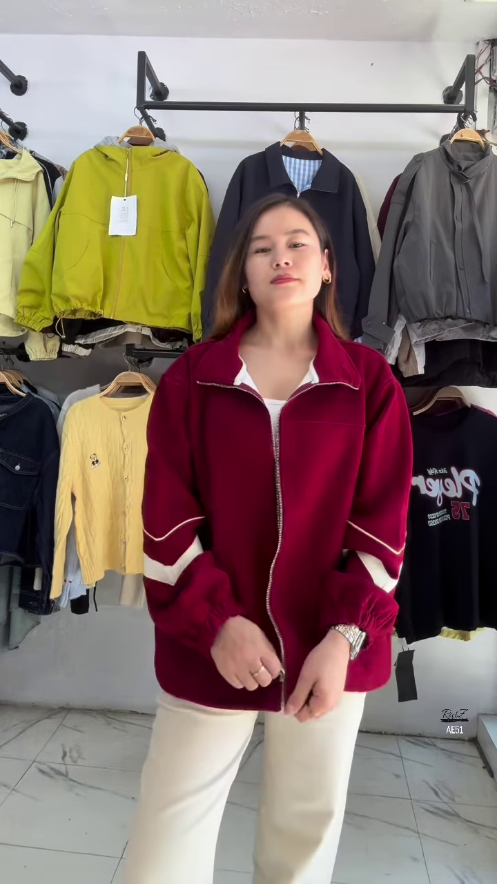 🔥 Elegant Gray, White & Red Outfit – A Perfect Fusion of Streetwear & Chic Style ❤️🤍🖤 - Image 1