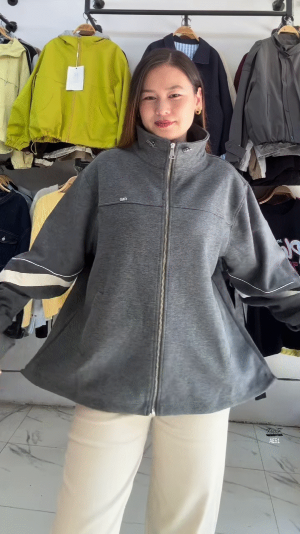 🔥 Elegant Gray, White & Red Outfit – A Perfect Fusion of Streetwear & Chic Style ❤️🤍🖤