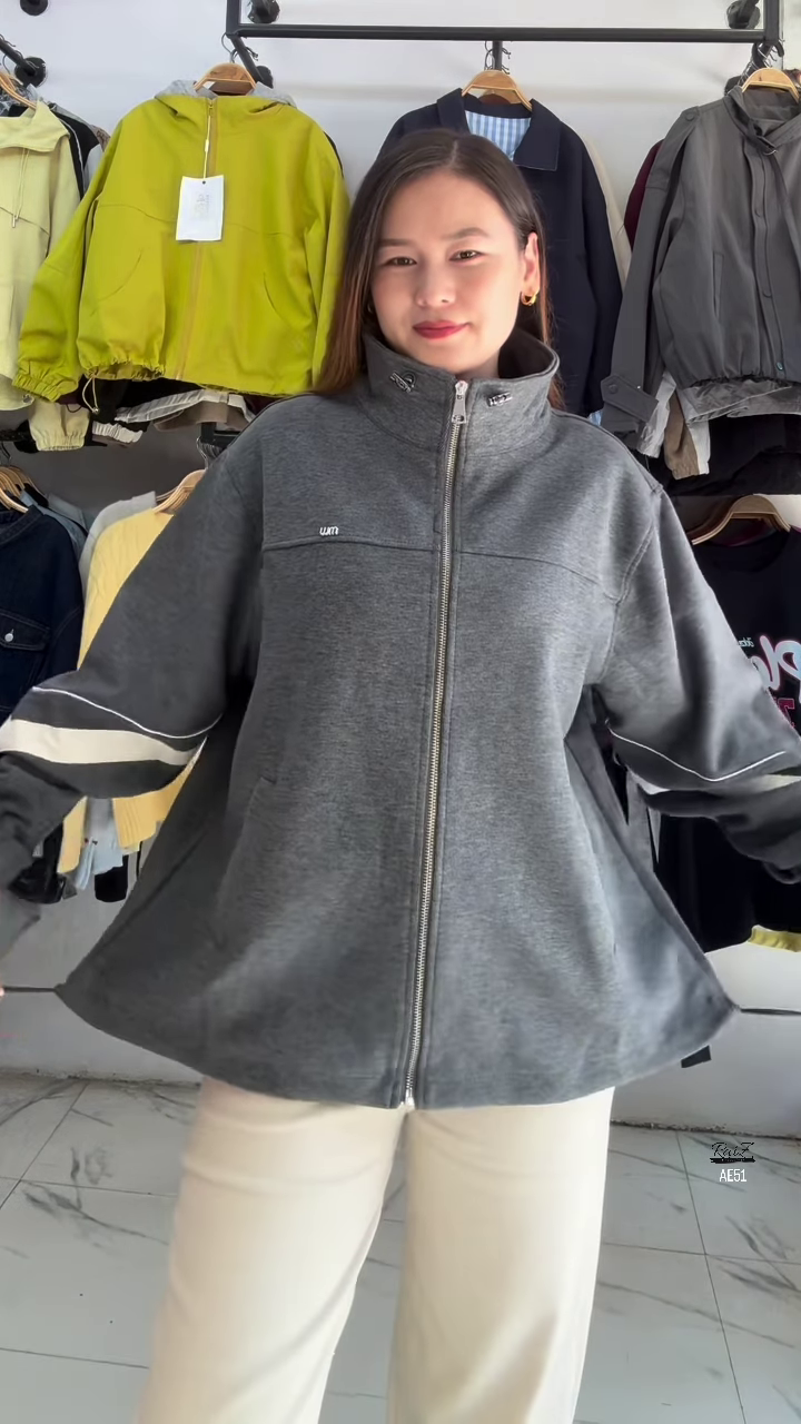 🔥 Elegant Gray, White & Red Outfit – A Perfect Fusion of Streetwear & Chic Style ❤️🤍🖤 - Image 5