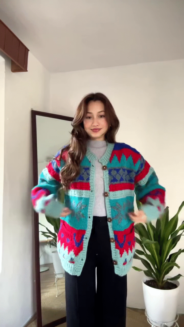 🧶 Bold & Cozy – The Ultimate Cardigan Season Essential 🍂❄️