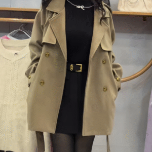 🍷 Elegance in Motion – The Classic Green & Black Ensemble 🌿🖤