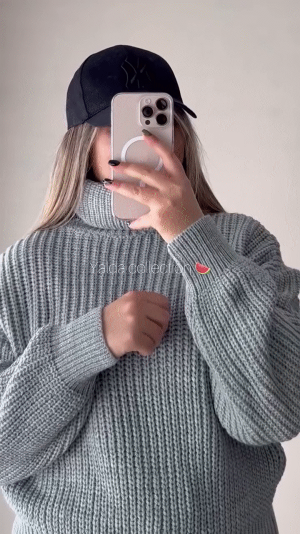 🧣 Cozy Knitted Elegance – Winter Scarf Collection ❄️✨