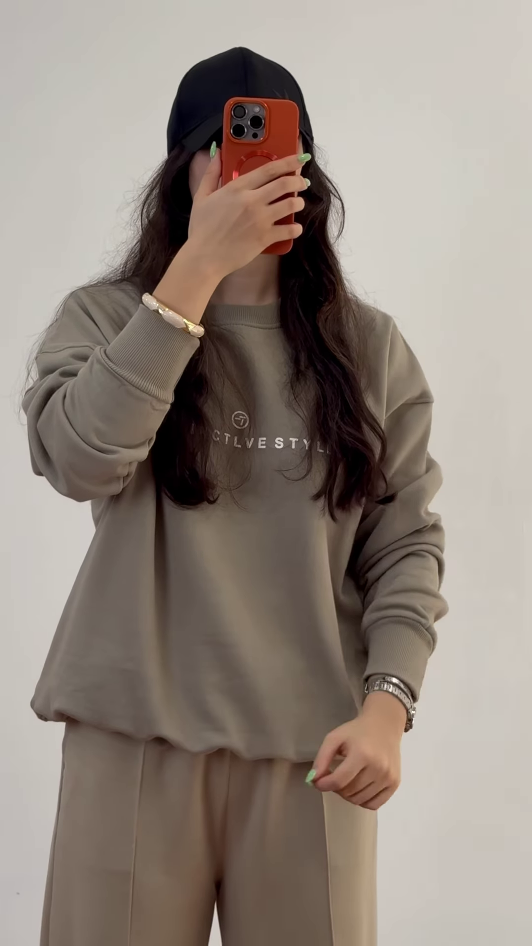 🎨 Cozy Vibes – Everyday Essential Sweatshirt Collection ✨👕 - Image 6